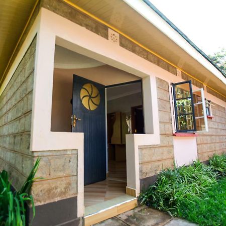 Maya Gardens Sagana Resort エクステリア 写真