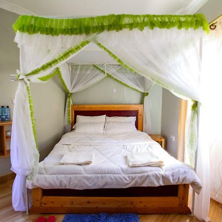 Maya Gardens Sagana Resort エクステリア 写真
